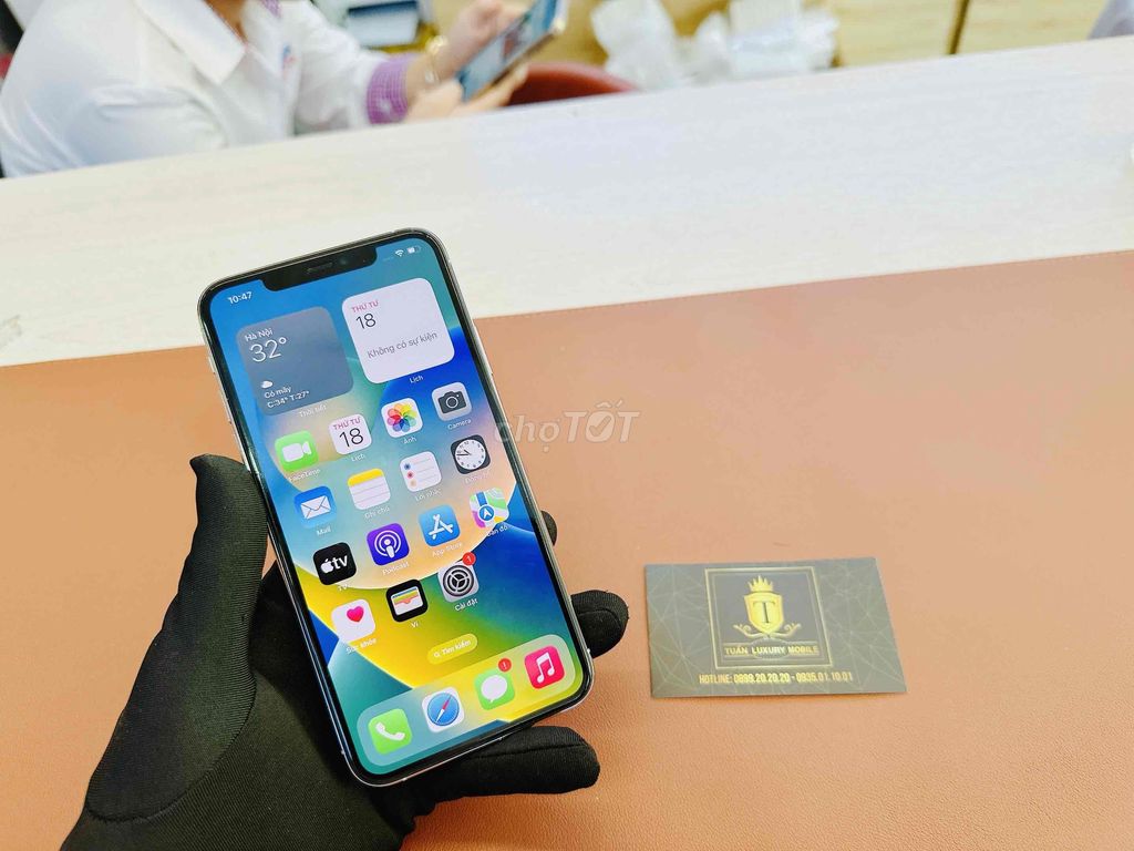iPhone 11 Pro Max 256G quốc tế Mỹ 99% pin new 100%. Mua bán Điện thoại tại Quận Hải Châu Đà Nẵng được đăng bởi Hoàng Anh Tuấn hình 1