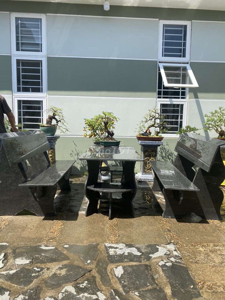 Bộ bàn ghế đá granite Đen. Mua bán Bàn ghế tại Thành phố Tuy Hòa Phú Yên được đăng bởi ADGroup hình 1