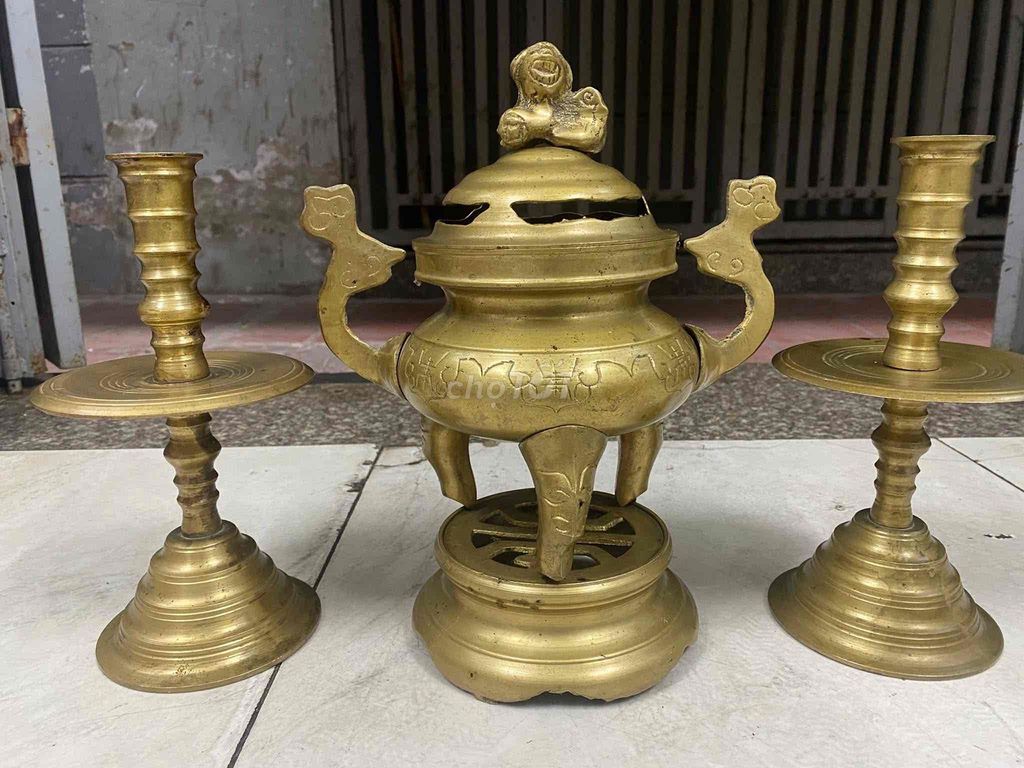 Bộ lư tam sự Đồng Vàng đồng 30cm. Mua bán Đồ sưu tầm, đồ cổ tại Huyện Phú Tân Cà Mau được đăng bởi lê cường hình 1