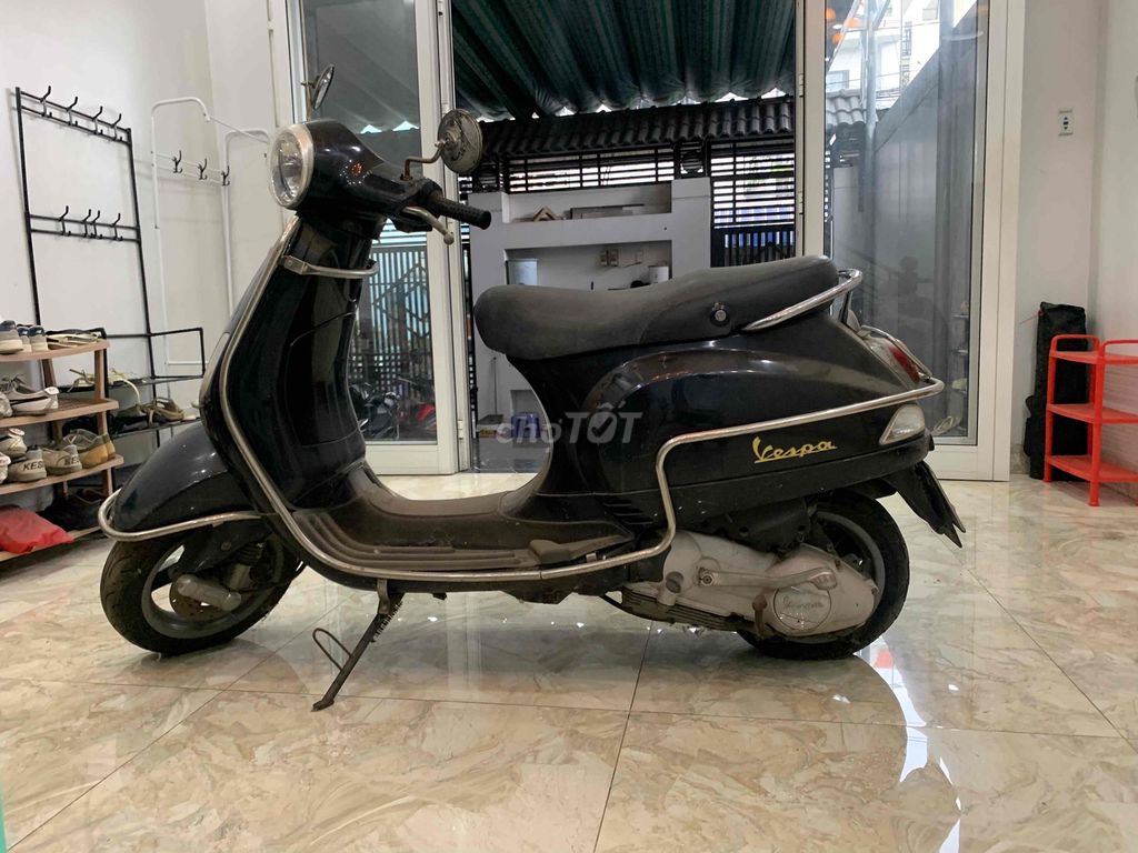 Пьяджо Веспа LX 150, черный, 23 177 км