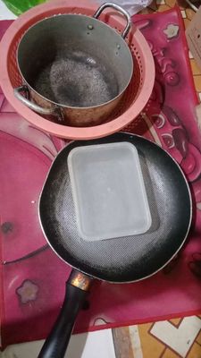 Combo thảm nồi chảo rổ. Mua bán Dụng cụ nhà bếp tại Thành phố Buôn Ma Thuột Đắk Lắk được đăng bởi em pass or trade đồ
