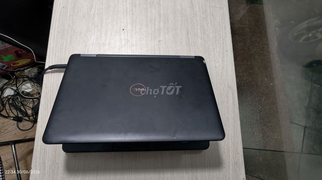 Dell Latitude E5440 . Mua bán Laptop tại Quận Hai Bà Trưng Hà Nội được đăng bởi Cao Nguyen Van hình 1
