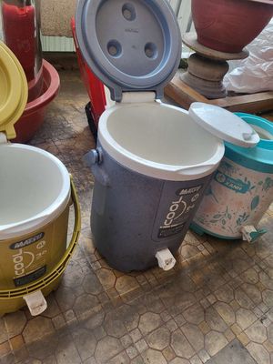 Bán lại 3 bình đựng nước. Mua bán Nội thất, đồ gia dụng khác tại Quận 6 Tp Hồ Chí Minh được đăng bởi TÀI ĐOÀN VĂN