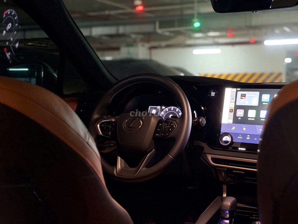 Lexus RX350 Premium 2024. Mua bán Ô tô tại Quận Long Biên Hà Nội được đăng bởi Khổng Tấn Luxury Car hình 9
