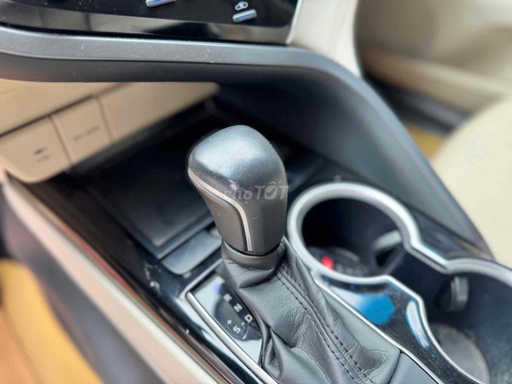 Toyota Camry 2020 2.0G - Màu đen nt kem. Mua bán Ô tô tại Thành phố Thủ Đức Tp Hồ Chí Minh được đăng bởi Thùy Phương Toyota hình 9