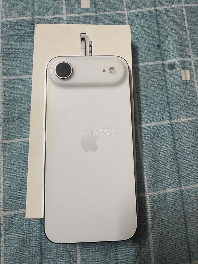 Apple iPhone Air 256GB Trắng Mới. Mua bán Điện thoại tại Thành phố Vĩnh Yên Vĩnh Phúc được đăng bởi Văn đa hình 1
