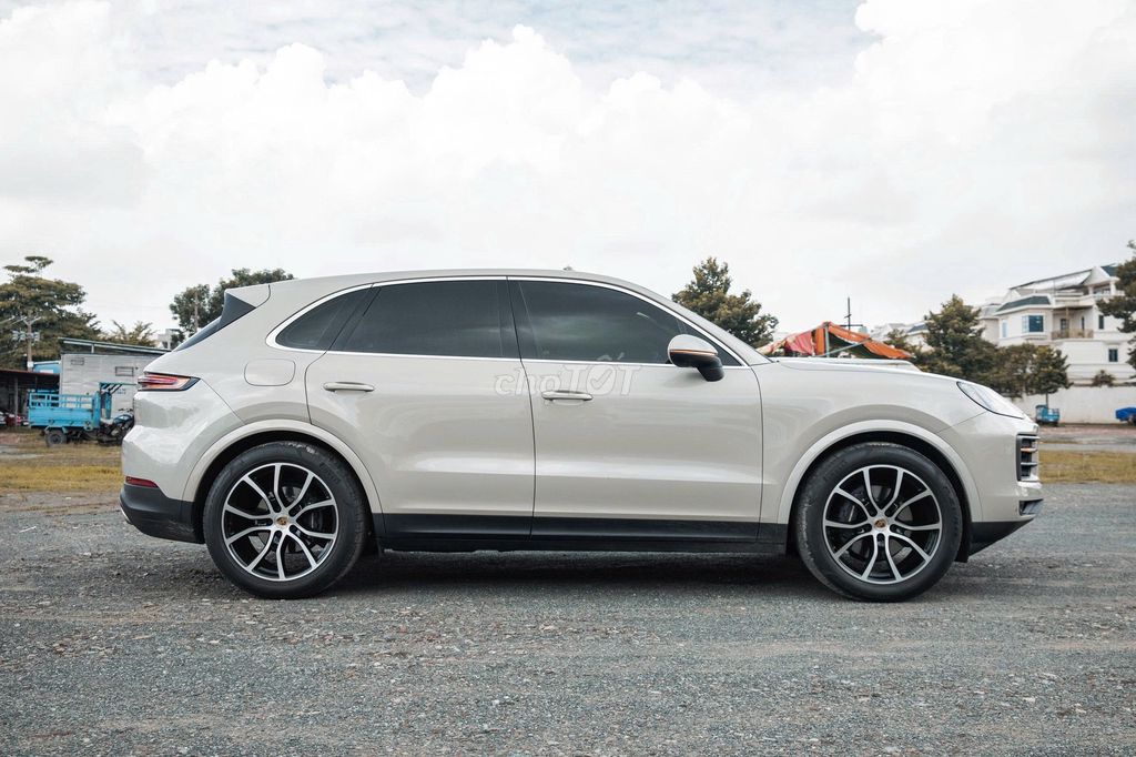 Porsche Cayenne model 2024 siêu lướt như mới. Mua bán Ô tô tại Quận Gò Vấp Tp Hồ Chí Minh được đăng bởi NGUYỄN MINH VUA XE LƯỚT hình 3