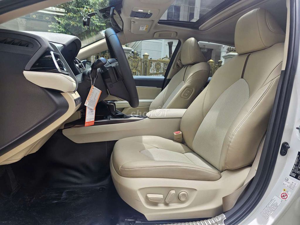 TOYOTA CAMRY 2.5 Q SX 2021 ODO 61.000 KM. Mua bán Ô tô tại Quận Gò Vấp Tp Hồ Chí Minh được đăng bởi THẾ GIỚI Ô TÔ AUTO WORLD  hình 7