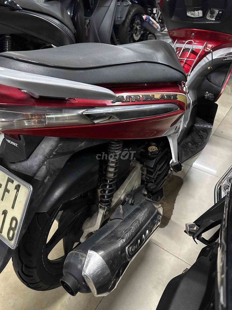 📌📣 AB 2011 Fi vành 6 lá màu đỏ còn rất đẹp, máy êm. Mua bán Xe máy tại Thành phố Huế Thừa Thiên Huế được đăng bởi Xe Máy Nhật Vy hình 6