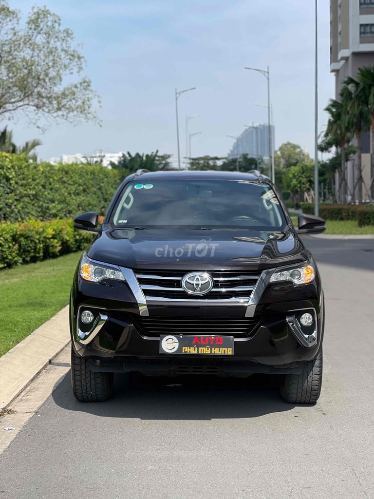 toyota fortuner 2.4AT 4x2 sản xuất 2019