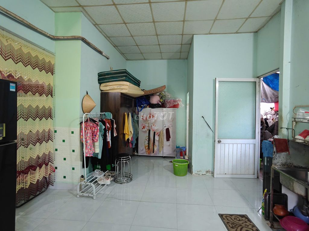 Nhà Diên Lạc - Diên Khánh 120m2 chỉ 1,6 tỷ, đường bê tông rộng rãi