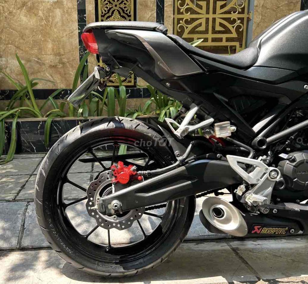 HONDA CB150R ABS FI cuối 2021 biển số tp xe Lướt. Mua bán Xe máy tại Quận Cầu Giấy Hà Nội được đăng bởi Tong motor xe may hình 7