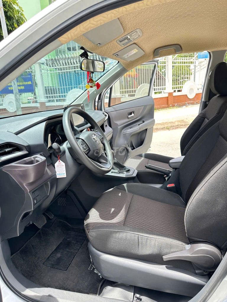 Toyota Avanza Premio 2022 - AT hồ sơ cầm tay. Mua bán Ô tô tại Quận 10 Tp Hồ Chí Minh được đăng bởi AUTO 380 hình 8