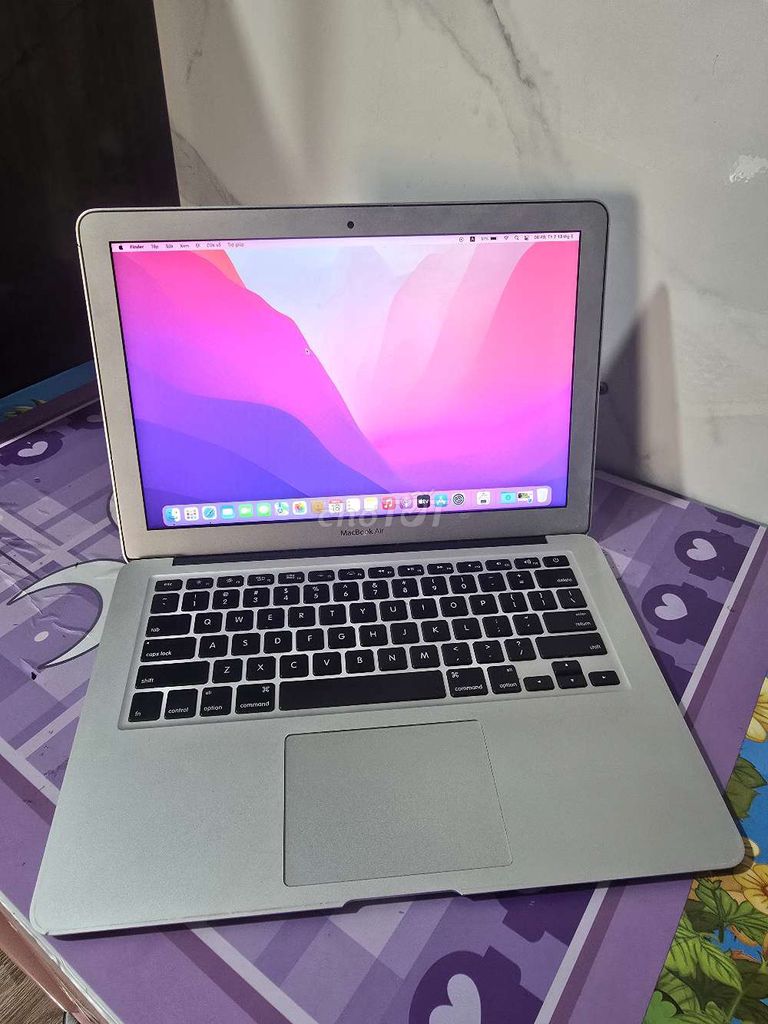 MacBook Air 2017 i5/8G/128G/13" zin đẹp. PIN tốt. Mua bán Laptop tại Quận 12 Tp Hồ Chí Minh được đăng bởi Cầm Đồ Thanh Lý hình 1