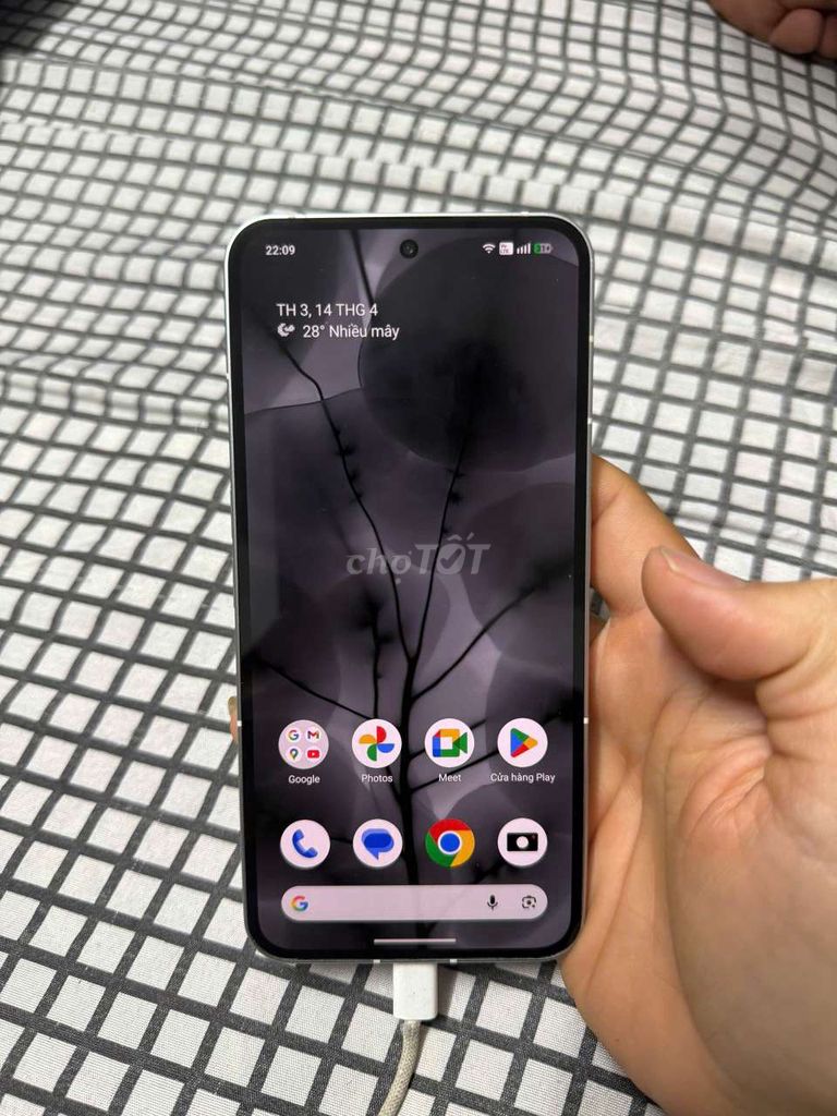 Nothing Phone 2 256GB Trắng Đã dùng. Mua bán Điện thoại tại Quận Hai Bà Trưng Hà Nội được đăng bởi Phong Vuong hình 1