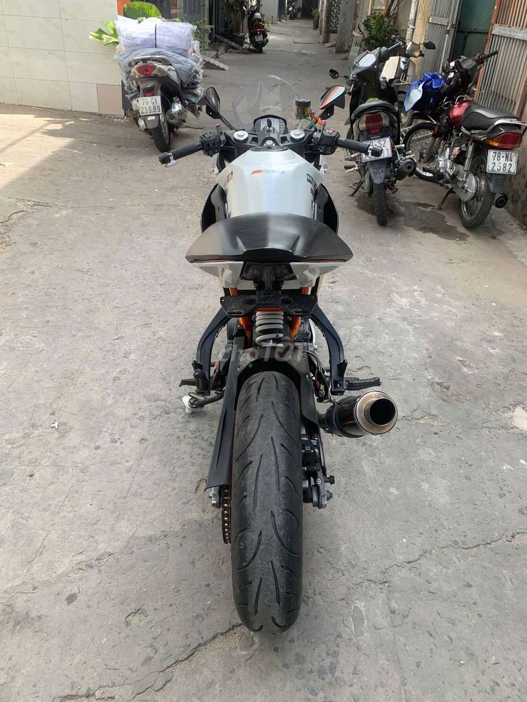 Mô tô KTM duke 200cc 2019mới90% hồ sơ gốc cầm tay. Mua bán Xe máy tại Quận Tân Phú Tp Hồ Chí Minh được đăng bởi Tuanduy hình 5