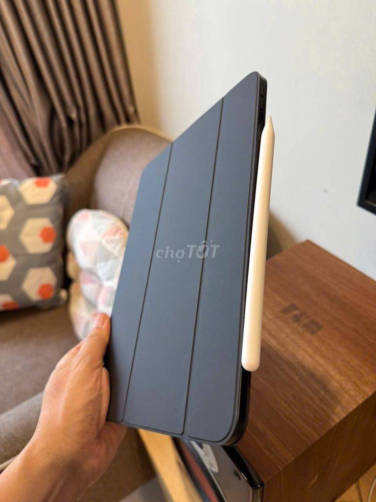 Apple iPad M5 11 inch Đã qua sử dụng. Mua bán Máy tính bảng tại Quận 4 Tp Hồ Chí Minh được đăng bởi Dung Dang hình 1
