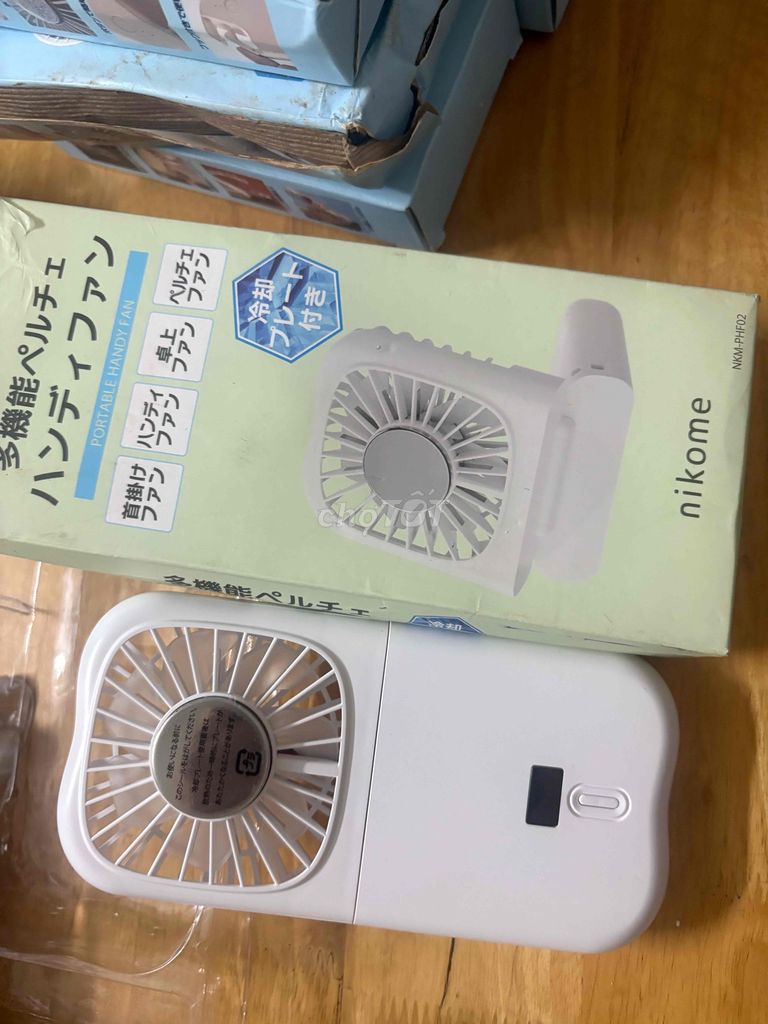 Quạt cầm tay Nhật có sò lạnh hàng mới nguyên hộp. Mua bán Quạt tại Quận Bình Thuỷ Cần Thơ được đăng bởi Khôi Nguyên hình 1