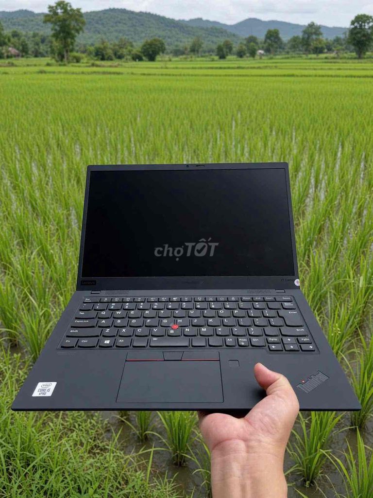 Lenovo ThinkPad X1 Carbon Gen 8 i5 14 inch 8GB/256. Mua bán Laptop tại Huyện Tiên Du Bắc Ninh được đăng bởi Lương Bích Luyên  hình 1