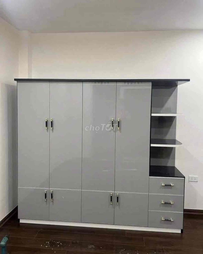 Tủ quần áo Nhựa Đài Loan Xám. Mua bán Tủ, kệ gia đình tại Quận Bình Thạnh Tp Hồ Chí Minh được đăng bởi Hong Le hình 1