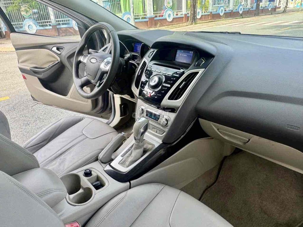 Ford Focus 2013 Titanium 2.0 AT - chính chủ. Mua bán Ô tô tại Quận 12 Tp Hồ Chí Minh được đăng bởi Anh hình 7