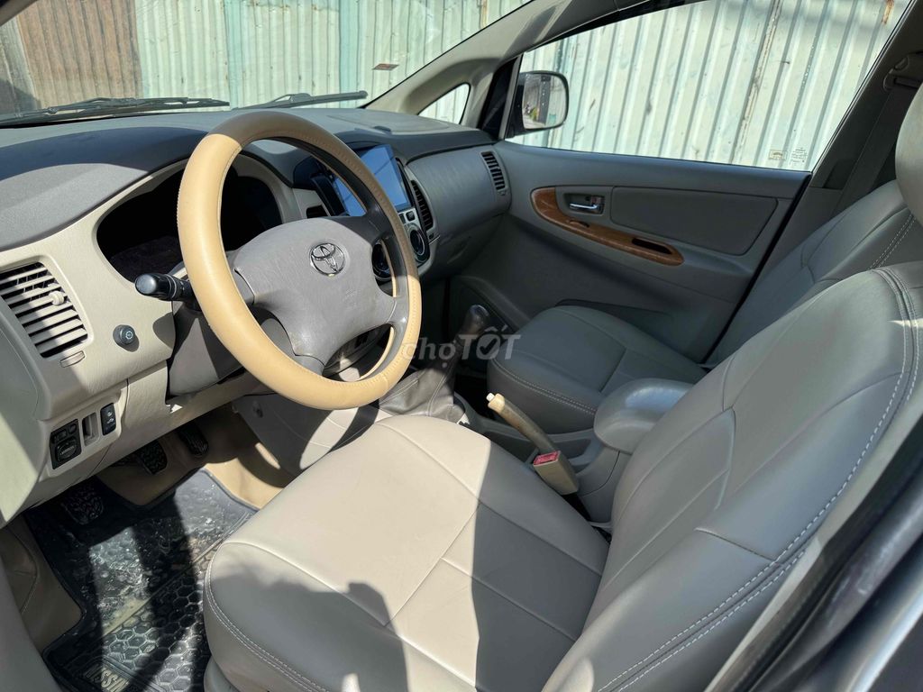 Toyota Innova 2011 G - 105 km. Mua bán Ô tô tại Quận 12 Tp Hồ Chí Minh được đăng bởi Giang Venus hình 8