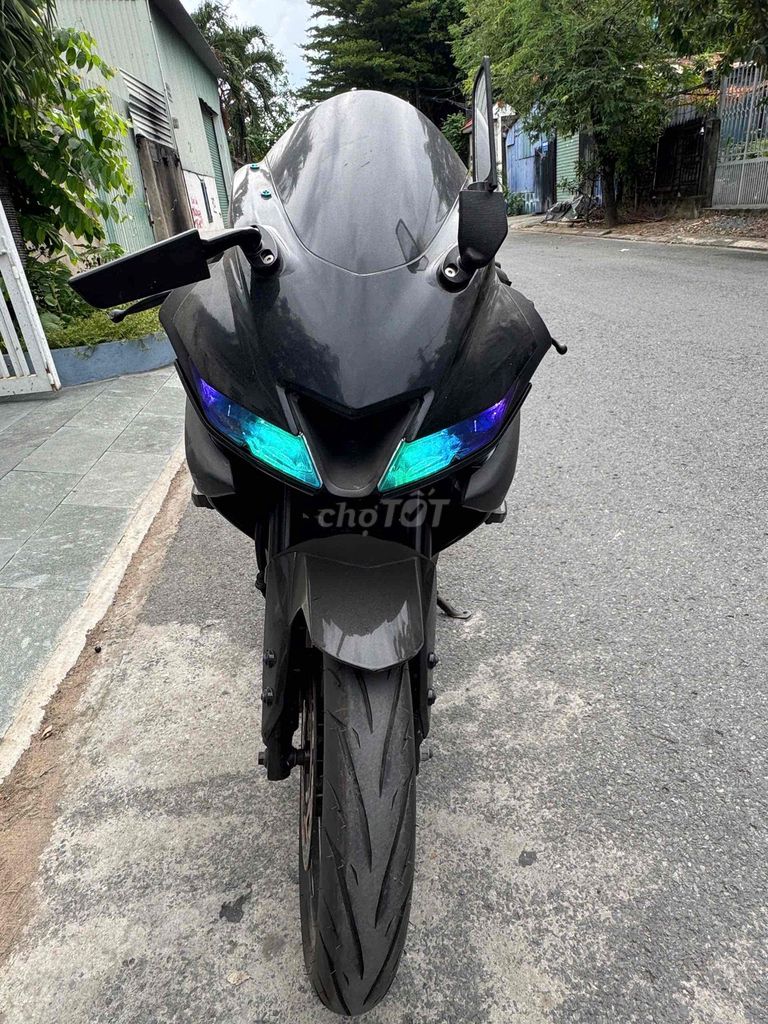 Yamaha R15. Mua bán Xe máy tại Thành phố Thủ Đức Tp Hồ Chí Minh được đăng bởi Long hình 7