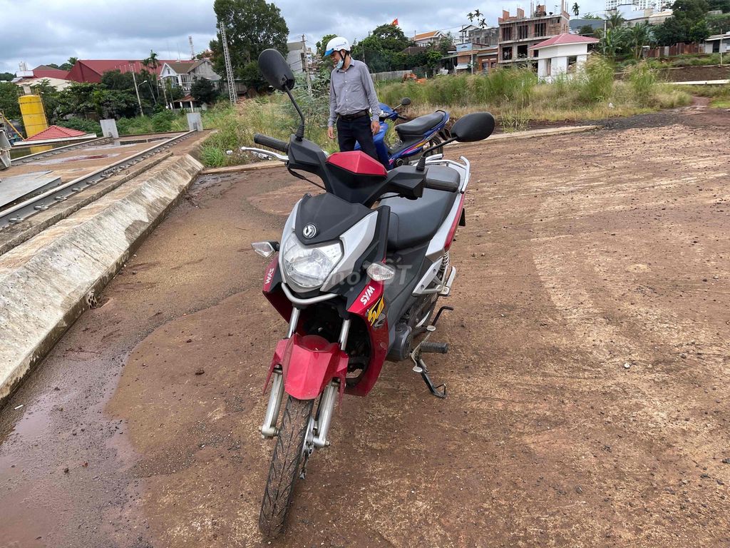 Bán xe máy, nhãn hiệu SYM Loại AMIGO 50 VGI;. Mua bán Xe máy tại Thành phố Buôn Ma Thuột Đắk Lắk được đăng bởi Trần Văn Thắng hình 3