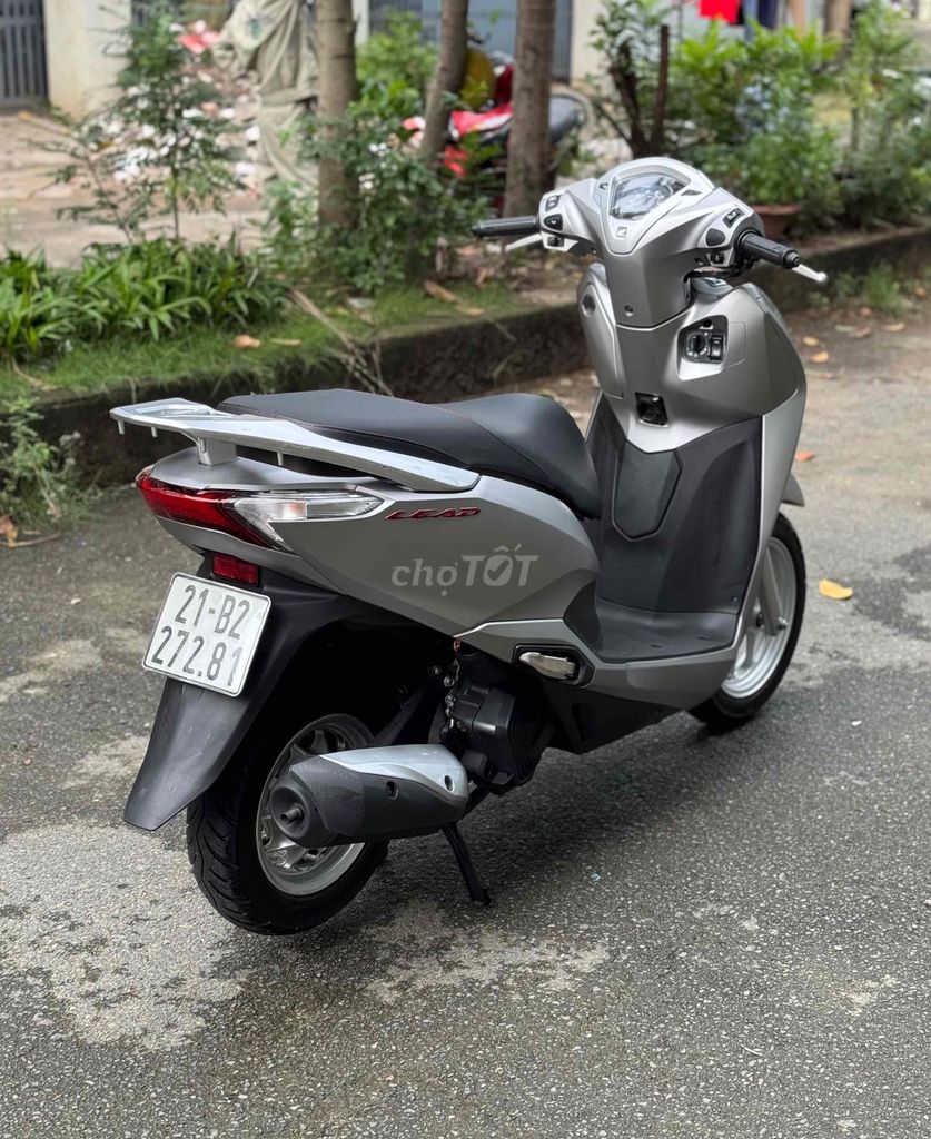 honda Lead 4val xám bạc màu siêu hót 9 chủ. Mua bán Xe máy tại Quận Gò Vấp Tp Hồ Chí Minh được đăng bởi CHXM 86 chuyên bán xe trả góp hình 7