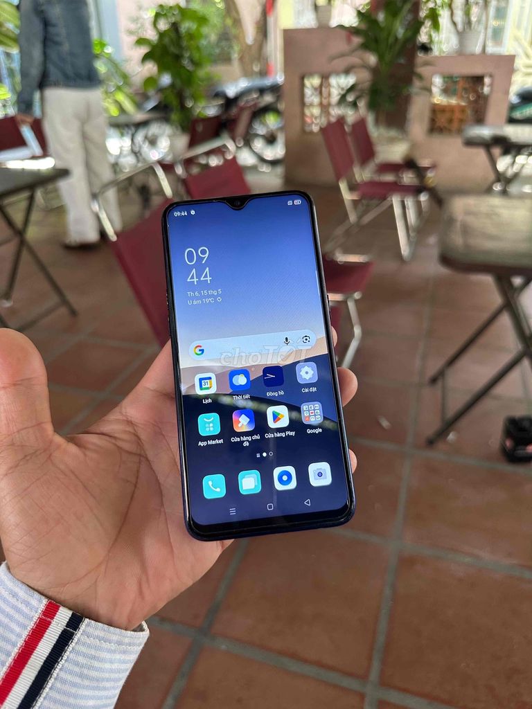 Oppo F9 64GB Xanh đen. Mua bán Điện thoại tại Quận Sơn Trà Đà Nẵng được đăng bởi Tú hình 1