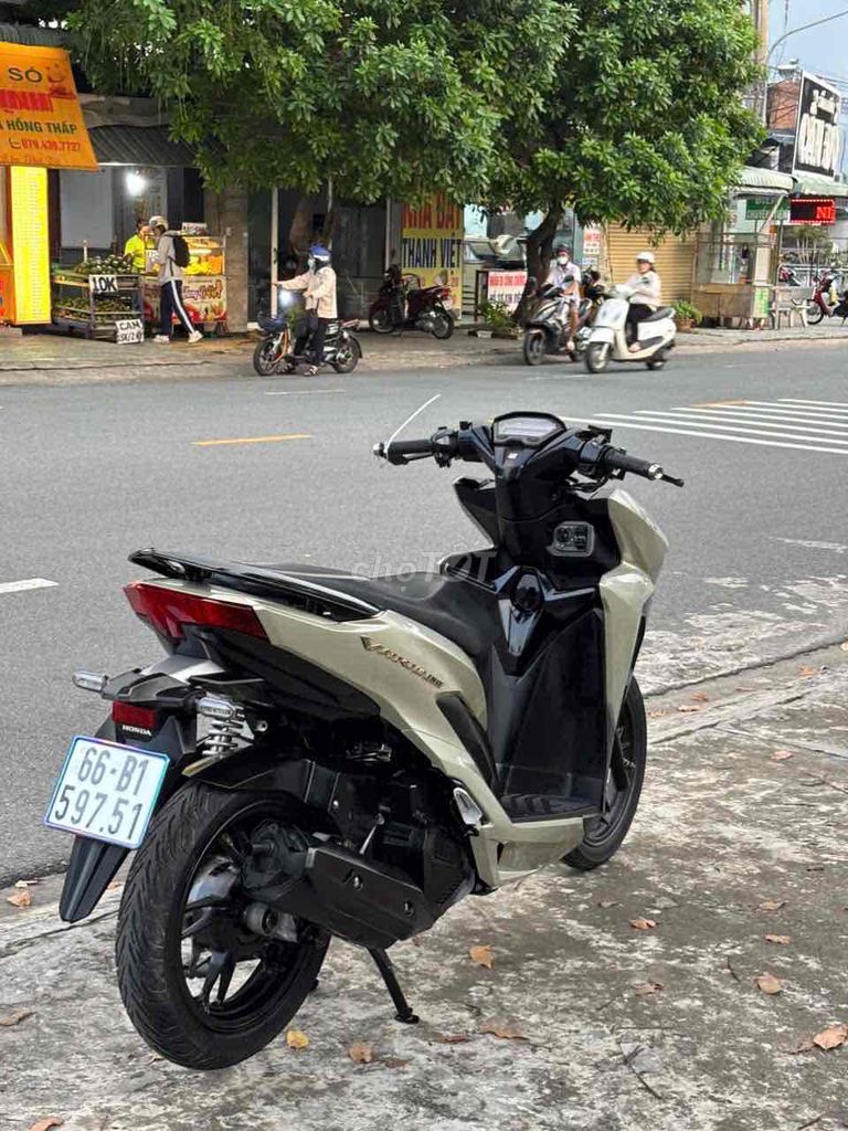 cần bán vario. Mua bán Xe máy tại Thị xã Bến Cát Bình Dương được đăng bởi xe máy trả góp tín nghĩa  hình 2