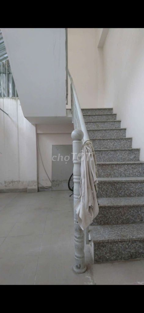 Phòng trọ ngã tư Huỳnh Tấn Phát - Hoàng Quốc Việt