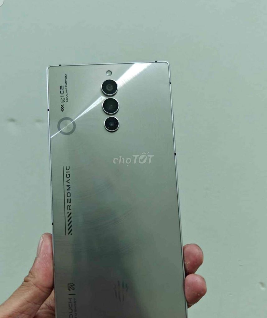 RedMagic 8S Pro 12GB/512GB Bạc. Mua bán Điện thoại tại Huyện Bình Chánh Tp Hồ Chí Minh được đăng bởi Vũ Trọng Kiều hình 1
