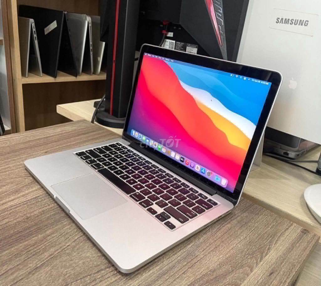 Macbook Pro A1502 i5 8GB SSD 256GB 13.3inch 2K. Mua bán Laptop tại Quận Bình Tân Tp Hồ Chí Minh được đăng bởi Rotech Store hình 1