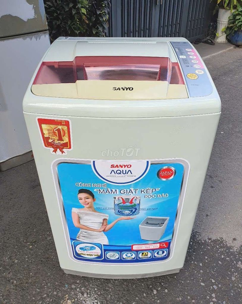 Thanh lý máy giặt Sanyo 7 kg chạy tốt có lắp