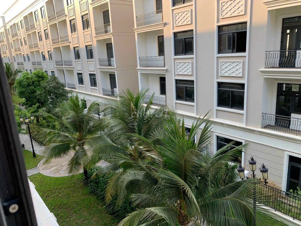 Chính Chủ Bán Nhà Vinhomes - DTXD: 245m2 .Giá 100% + Đã Sổ Hồng. Mua bán nhà ở tại Thành phố Thủ Đức Tp Hồ Chí Minh được đăng bởi VINHOMES LUXURY MN hình 3