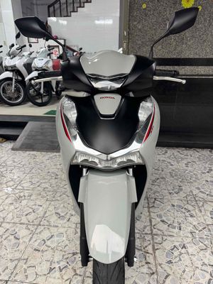 SHVn 160cc ABS 2024 Chạy 1.000Km Như Mới... Mua bán Xe máy tại Thành phố Long Xuyên An Giang được đăng bởi Cửa Hàng Xe Minh Hạnh