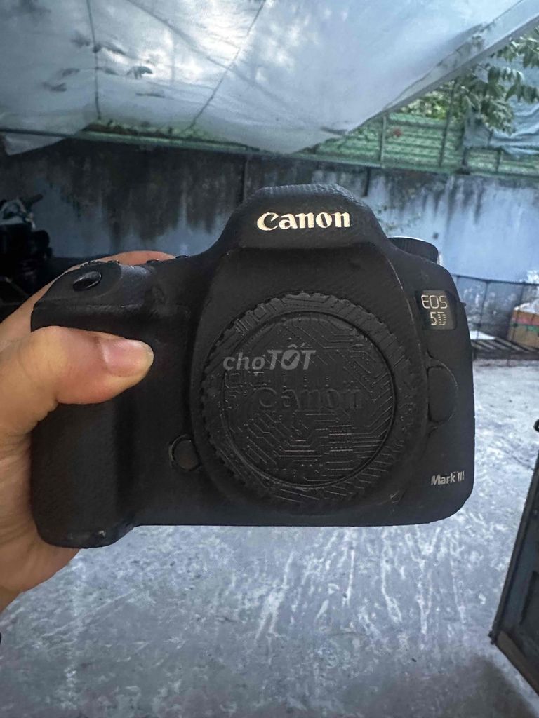 Body Canon EOS 5D Mark III Đen. Mua bán Máy ảnh, Máy quay tại Quận Tân Phú Tp Hồ Chí Minh được đăng bởi Dinh Khuong hình 1