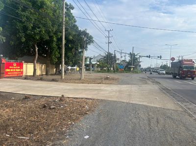 Đất mặt tiền đường ĐT824, x.Lương Bình, Bến Lức, Long An (Thạnh Lợi). Mua bán đất tại Huyện Bến Lức Long An được đăng bởi Mr Hải