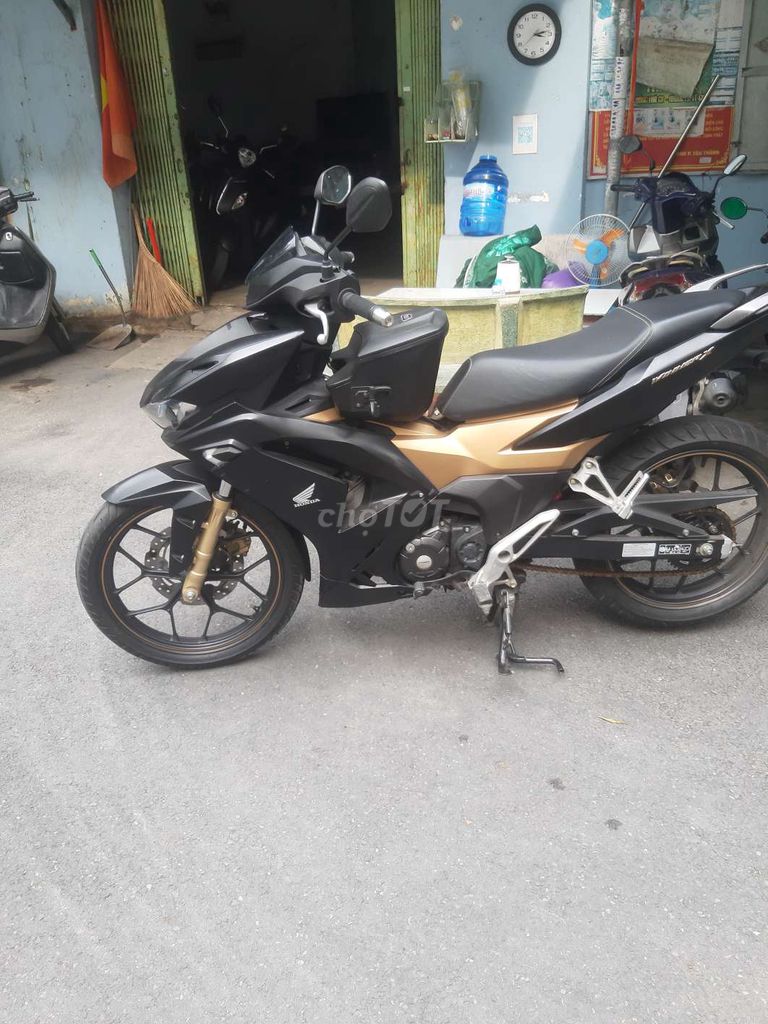 Мотоцикл Honda Winner X Черно-желтый МКПП
