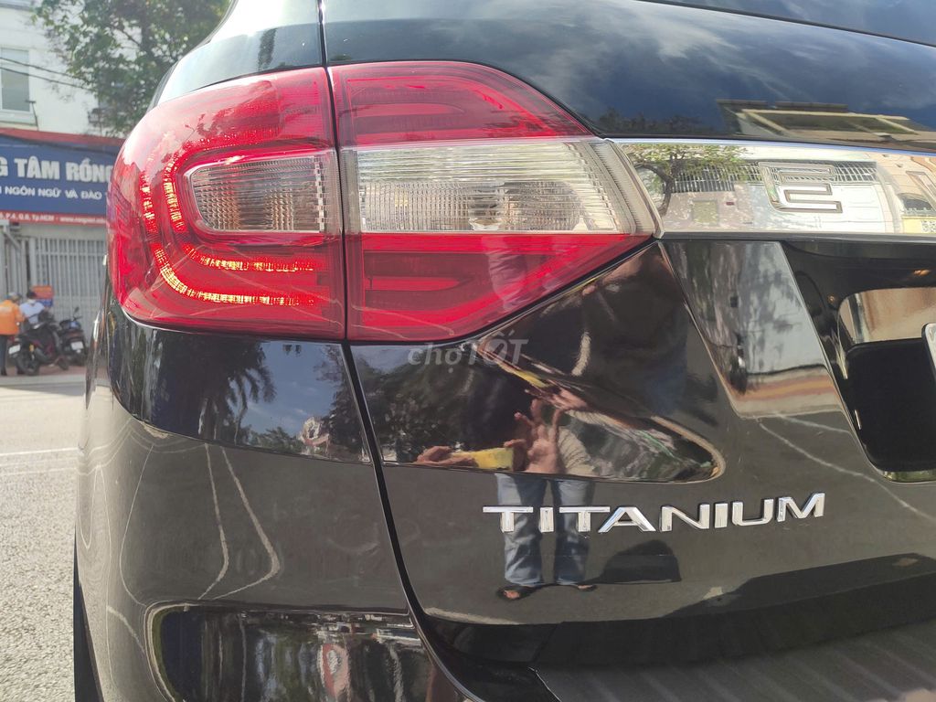 Ford Everest 2018 Titanium Đen 139.000 km. Mua bán Ô tô tại Quận 8 Tp Hồ Chí Minh được đăng bởi Sang Bùi hình 5