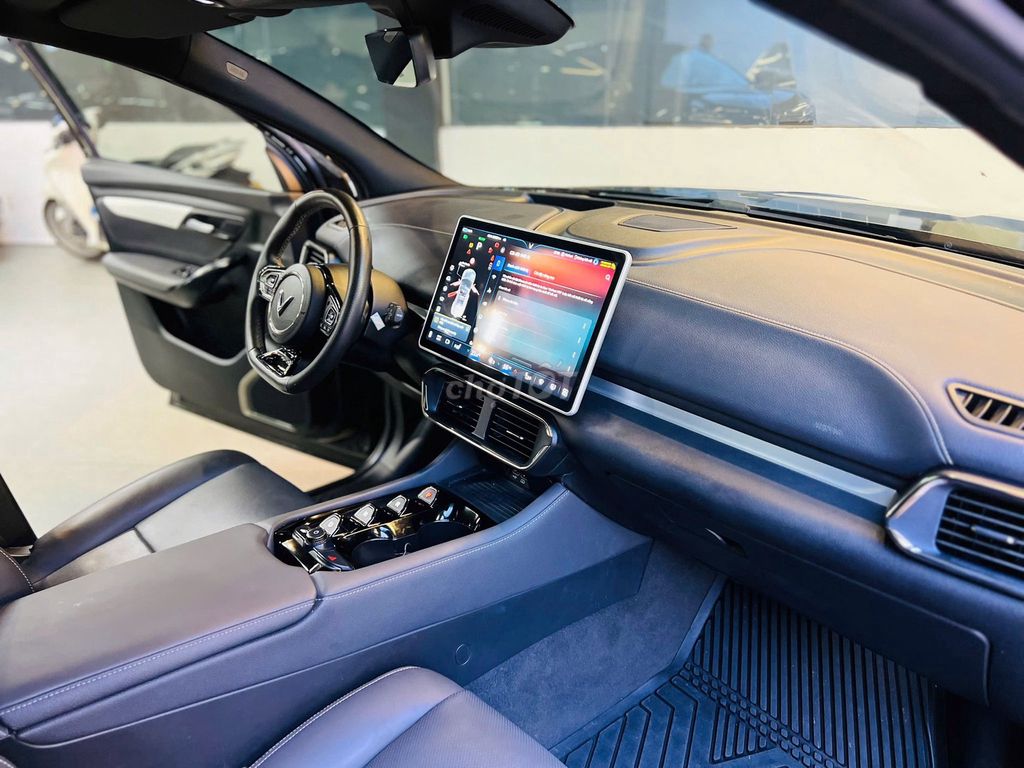 VINFAST VF8 PLUS – XE LƯỚT CHUẨN ĐẸP, SẴN XE GIAO. Mua bán Ô tô tại Quận Long Biên Hà Nội được đăng bởi Phạm Thị Hương hình 3