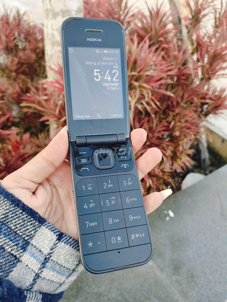 Nokia Bật nắp Đen 2 SIM 2sóng , 4G phát wiffi ok. Mua bán Điện thoại tại Quận Bình Thuỷ Cần Thơ được đăng bởi kimAnh13 máy củ zin  hình 1
