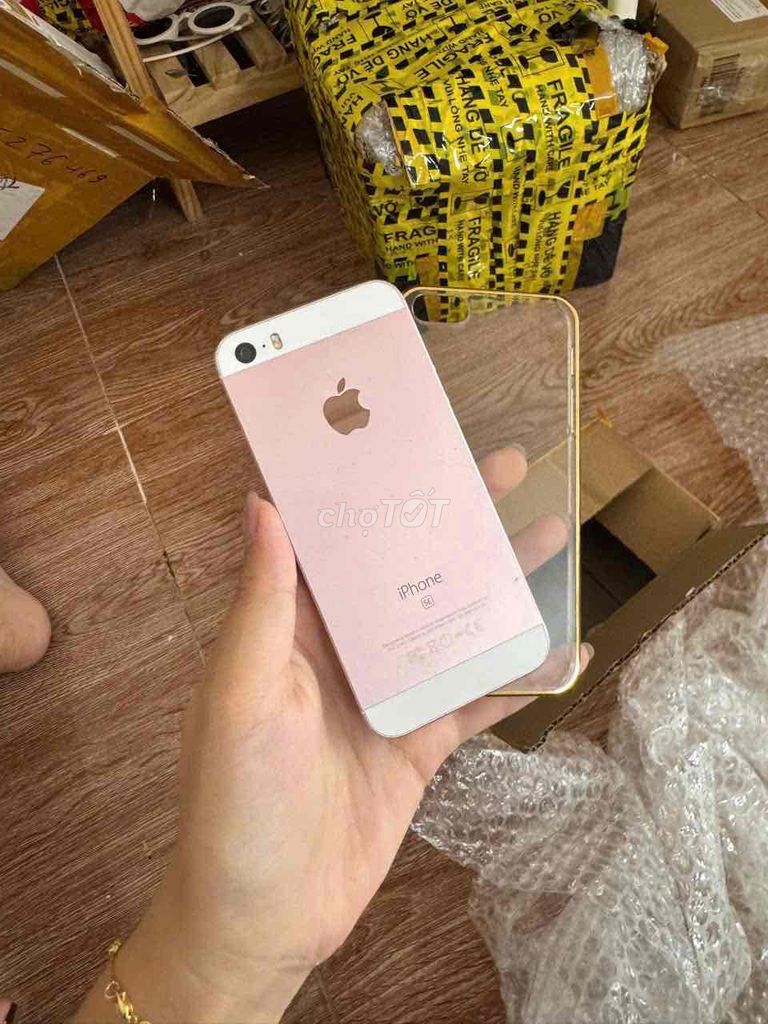 5SE, 16g,mất vân,pin100,màn ám,sim sóng ok. Mua bán Điện thoại tại Thành phố Thủ Dầu Một Bình Dương được đăng bởi Phước Mobile hình 1