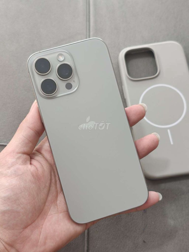Apple iPhone 16 Pro Max 256GB Titan 99%. Mua bán Điện thoại tại Huyện Bình Lục Hà Nam được đăng bởi Thế Anh  hình 1