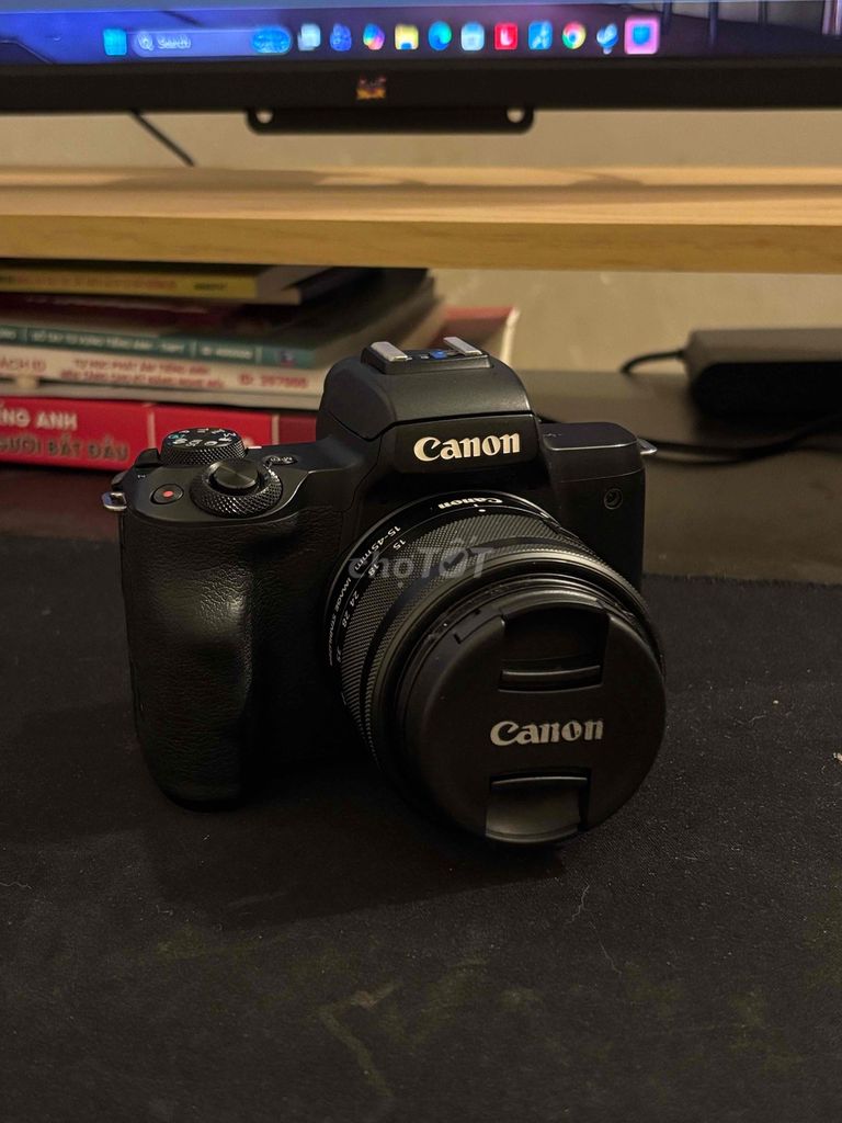 Pass Canon M50. Mua bán Máy ảnh, Máy quay tại Thành phố Buôn Ma Thuột Đắk Lắk được đăng bởi Đàm Nhật Hiếu hình 1