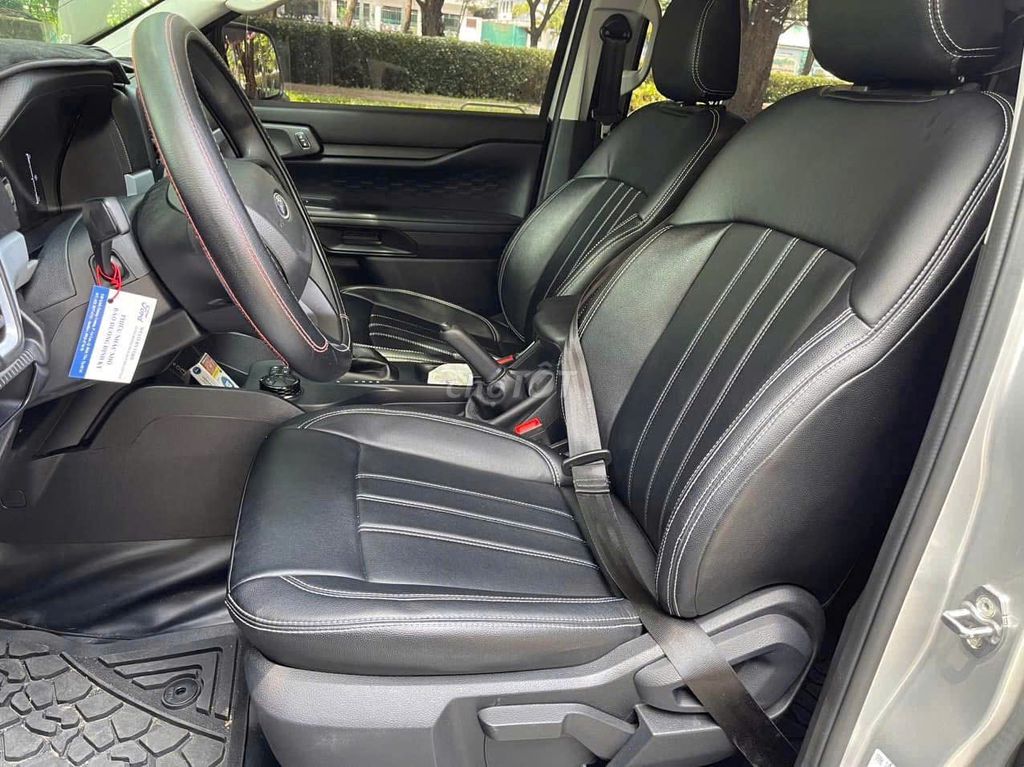 Ford Ranger 2022 XLS 2.0L 4x2 AT - 29800 km. Mua bán Ô tô tại Quận 10 Tp Hồ Chí Minh được đăng bởi Đại Lý Ô Tô Số Một Miền Nam  hình 4