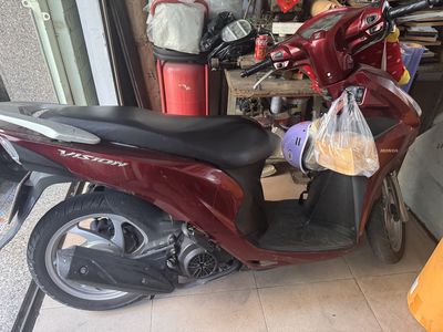 Honda Vision màu Đỏ