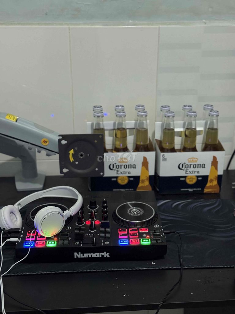Bàn DJ Numark mini Đen. Mua bán Nhạc cụ tại Huyện Long Điền Bà Rịa - Vũng Tàu được đăng bởi Hồ Việt hình 1