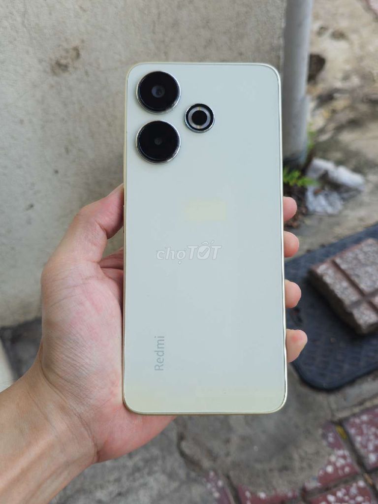 Xiaomi Redmi 13 8/128 Máy đẹp. màn zin mượt. Mua bán Điện thoại tại Quận 12 Tp Hồ Chí Minh được đăng bởi Smartphone giá kho hình 1